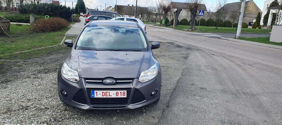 Ford Focus cena 24900 przebieg: 240000, rok produkcji 2014 z Kłobuck małe 37